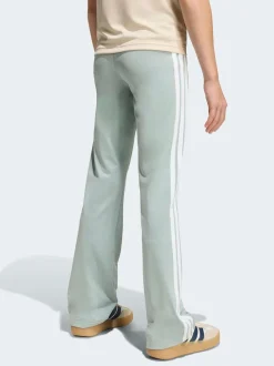 adidas Green Train Essentials 3-Stripes Flared Leggings