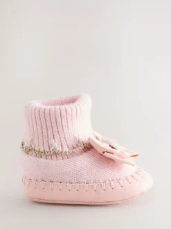 Baby Girls Scallop Edge Knitted Padders Booties with Bow