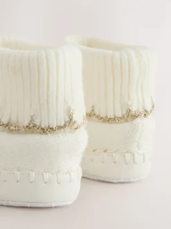 Baby Girls Scallop Edge Knitted Padders Booties with Bow