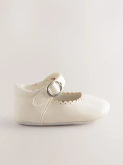 White Mary Jane Baby Shoes (0-24mths)