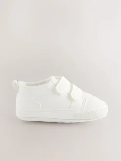 White Touch Fastening Baby Trainers (0-2mths)